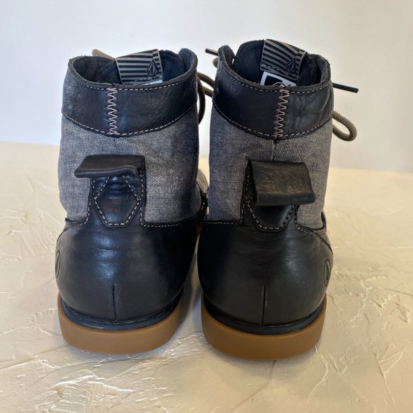 Volcom Men's High Top Lace-Up Shoes - Picture 5 of 10